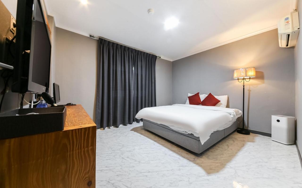 Gung Hotel Jeonju Zimmer foto